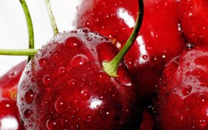 Sweet-Cherries-Benefits-For-Beauty-Skin